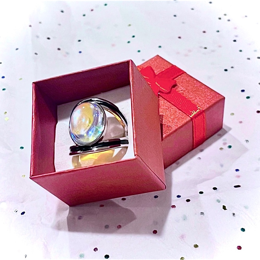 Iridescent Cabochon Ring